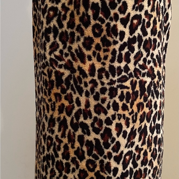 BEBE Bath Wrap Leopard Print - Picture 4 of 8